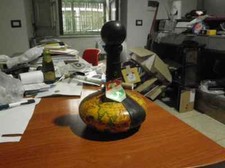 PARTICOLARE ELEGANTE CON CARTINA  BOTTIGLIA LACRIMA CRISTI VINO LIQUOROSO MAI AP