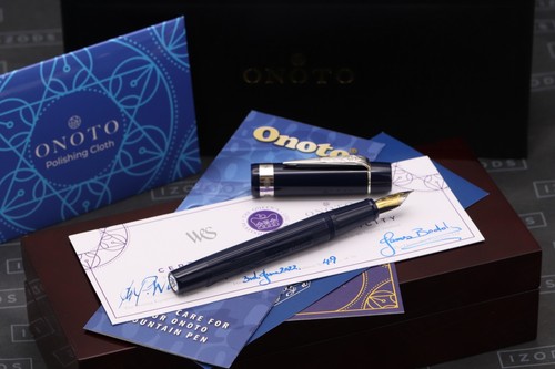 Onoto magna the queen - magna,