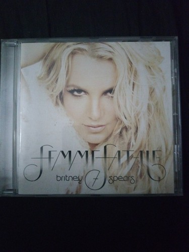 Britney spears femme fatale - spears,