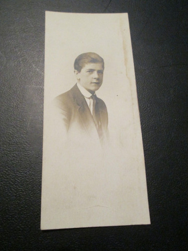 Photo young man 4 - photo,