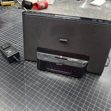 Docking station sistema audio personale Sony per iPhone ICF-CS15iPN