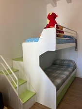 letto a castello/soppalco verde e bianco,  usato ma in quasi perfette condizioni
