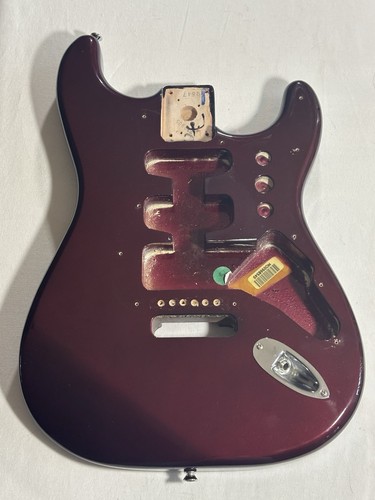 Fender stratocaster standard - stratocaster,
