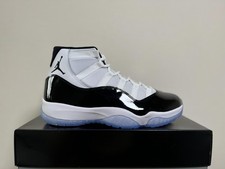 Air Jordan 11 Concord black