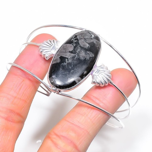 Bracciale regolabile con
