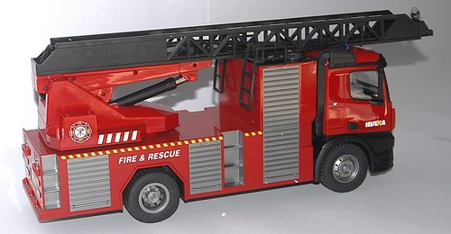 Huina 1561 camion - dei, pompieri