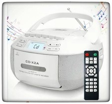 PICCOLO BOOMBOX RADIO CASSETTE CD DI COLORE BIANCO BELLO ED EFFICIENTE (NUOVO)