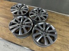 Set Di Cerchi In Lega