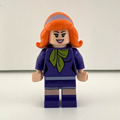 Lego daphne blake minifigure - blake,