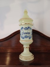 Vaso da farmacia giallo