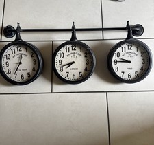 orologio digitale da parete a