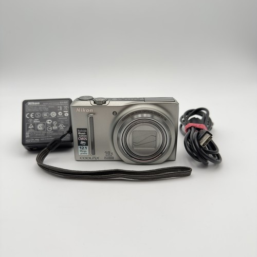 Nikon coolpix s9100 argento - argento,