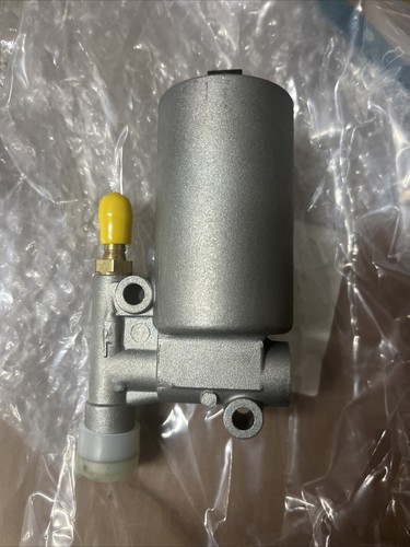 854933 pompa benzina aprilia - pompa,