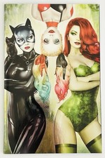 FOIL ~ Catwoman #50 Nathan