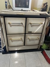 Stufa a legna con forno usata