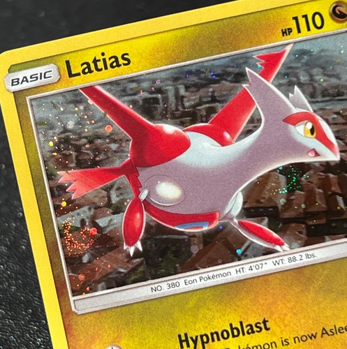 Latias sm135 cosmo holo - holo, 2