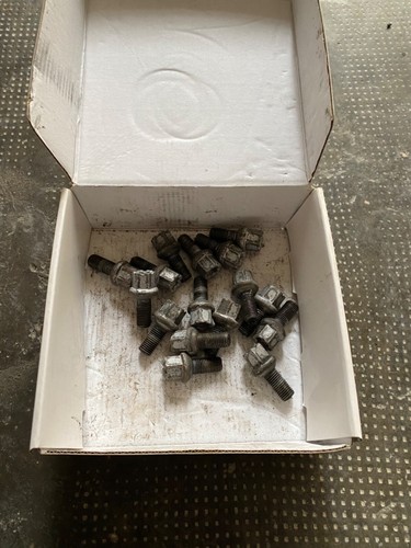 Golf mk2 bulloni ruote - bulloni,
