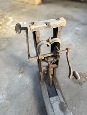 Antico trapano alesatore