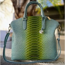 BORSA A TRACOLLA NUOVA CON