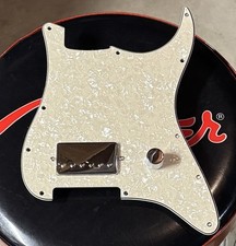 Parafango Humbucker Serie Hot Chrome USA Spec Elettronica Caricato Strat Pickguard