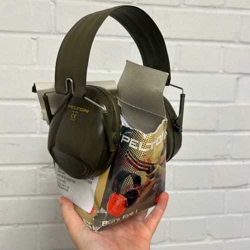 Peltor ear defenders - defenders, hearing
