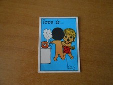 FIGURINA LOVE IS... - L'AMORE
