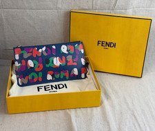 Pochette Fendi Roma Multicolore Logo - Tela Blu con Interno Rosa ~ Zip Intorno