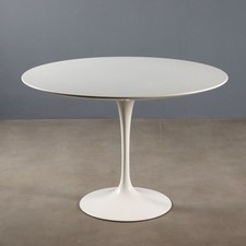 Tavolo Tulip Design Eero Saarinen per Knoll Vintage Alluminio Originale