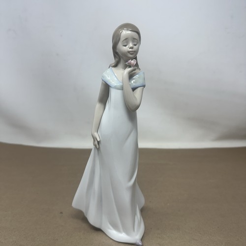 Lladro 8213 special occasion - 8213,