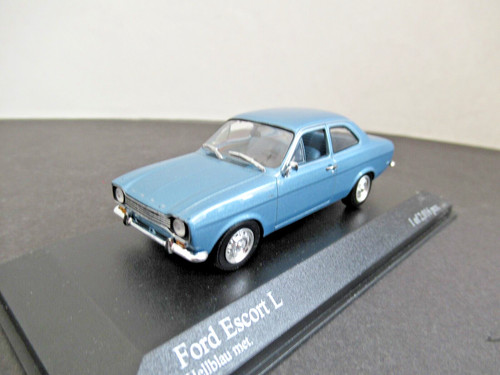 Minichamps die cast - 1:43,