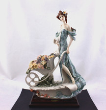GIUSEPPE ARMANI FIGURINE