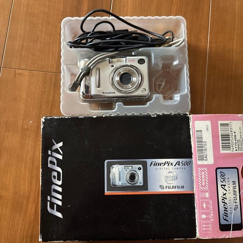 Fotocamera digitale compatta