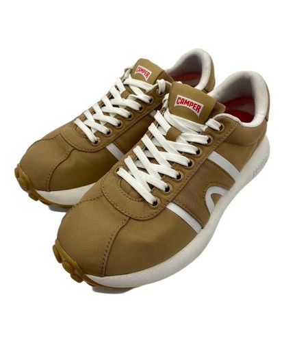 CAMPER