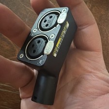 Macchina fotografica in legno