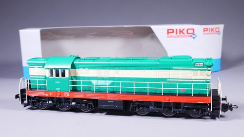 Locomotiva diesel piko - h0,