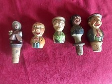 Lotto 5 TAPPI in LEGNO dipinti