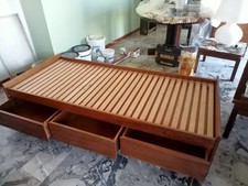 Letto singolo in Legno Massello color noce, con cassetti e rete a doghe