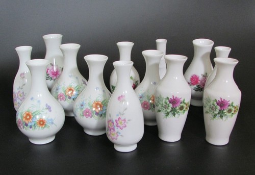 Vasetti in porcellana - ,