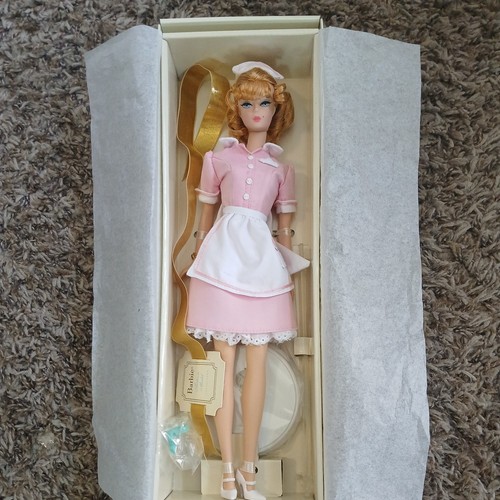 Barbie silkstone cameriera - barbie,