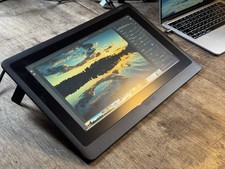 Wacom Cintiq 16 con Pro Pen 2