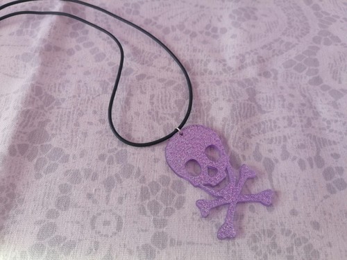 Collana ciondolo teschio