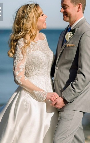 Pronovias wedding dress - , size