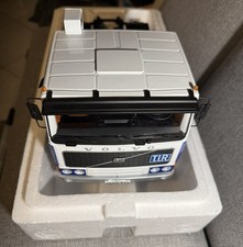 Road Kings 1/18 Volvo F12 Blue