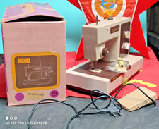 MACCHINA DA CUCIRE GIOCATTOLO