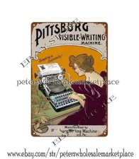 Macchina da scrivere visibile