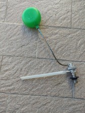 GALLEGGIANTE CASSETTA WC UNIVERSALE SCARICO BAGNO RUBINETTO