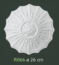 Rosone in gesso bianco per