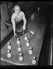 Foto:1936 Bowling Alley Donna