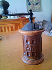 ANTICO MACINA CAFFE' TRE SPADE IN FERRO E LEGNO H 23 CM /BASE 10 CM 