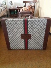 Valigia/espositore Gucci